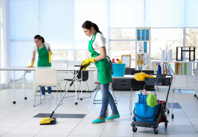 Edmonton Cleaning service team working in office